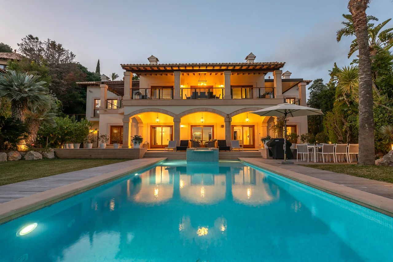 mediterranean luxury villa