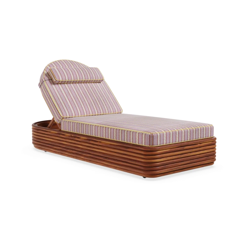 Front view of the Paros sunbed by Mediterrazza in iroko wood, featuring a bohemian ribbed base and striped cushions with refined piping.