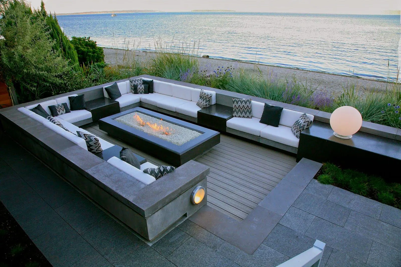 Sunken Lounge Terraces: The Rising Trend in Contemporary Outdoor Living Design