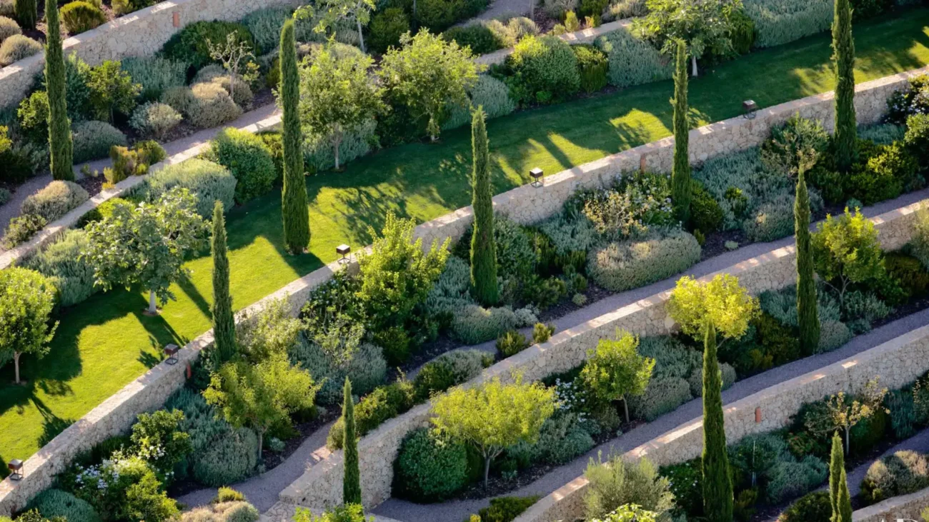 Reflecting pool in Mediterranean garden landscape designed by Fernando Caruncho