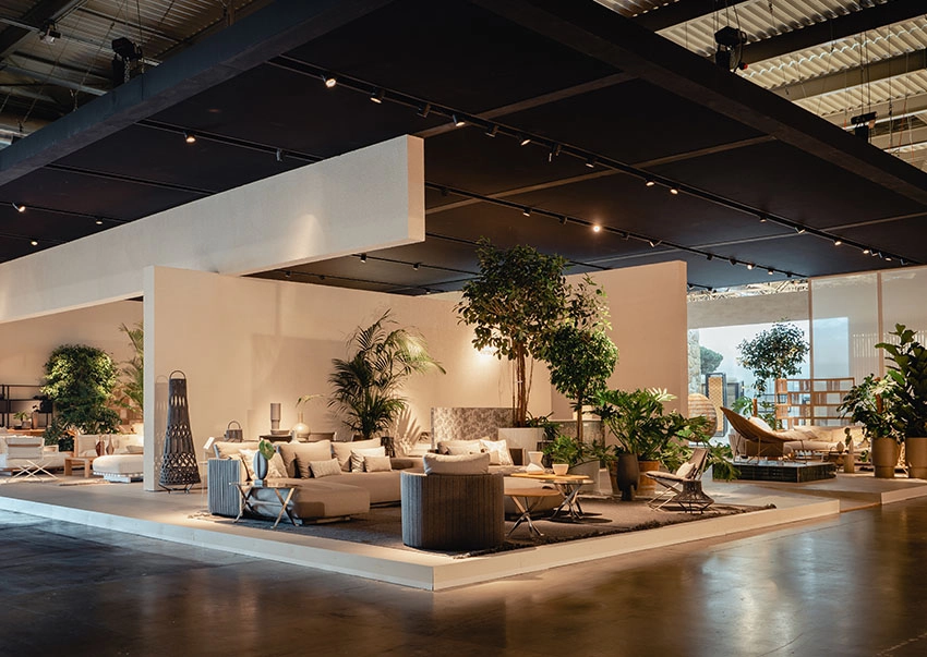 Discerning international buyers exploring premium spaces rooted in Global Outdoor Design.